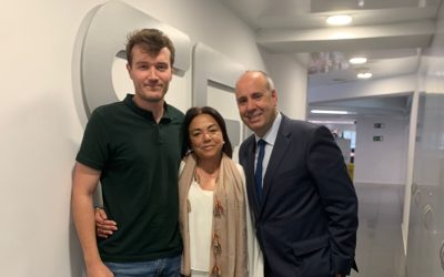 Pilar Fernández, el Dr. Javier Cortés y la Dra. Eva Ciruelos, en «Hoy por hoy» de Cadena Ser