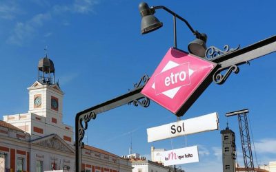 El Metro de Sol (Madrid) viste de rosa la estación para dar visibilidad al cáncer de mama metastásico