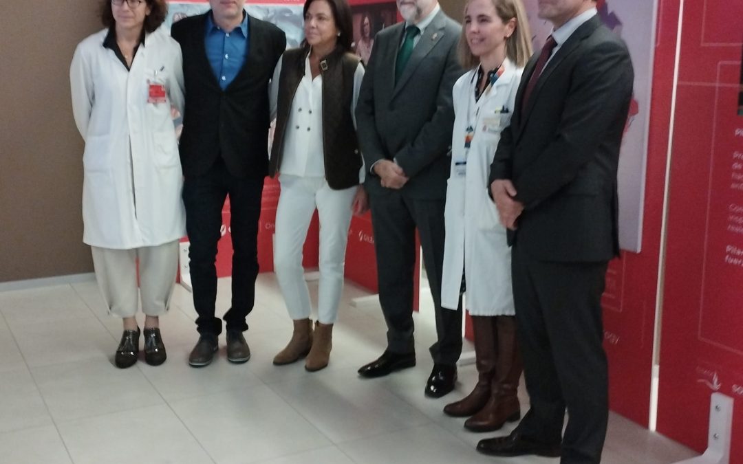 Presentación de la exposición «Retratos con Esperanza» en Pamplona