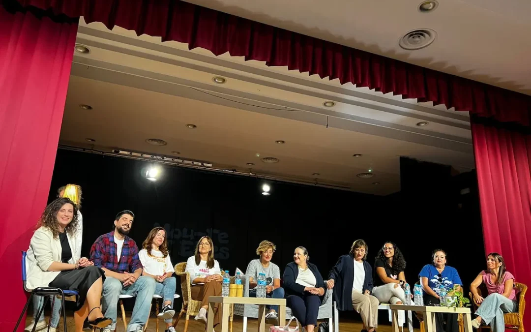 Encuentro de asociaciones, sanitarios y otras curiosidades en el cáncer de mama, Mou-te per Elles