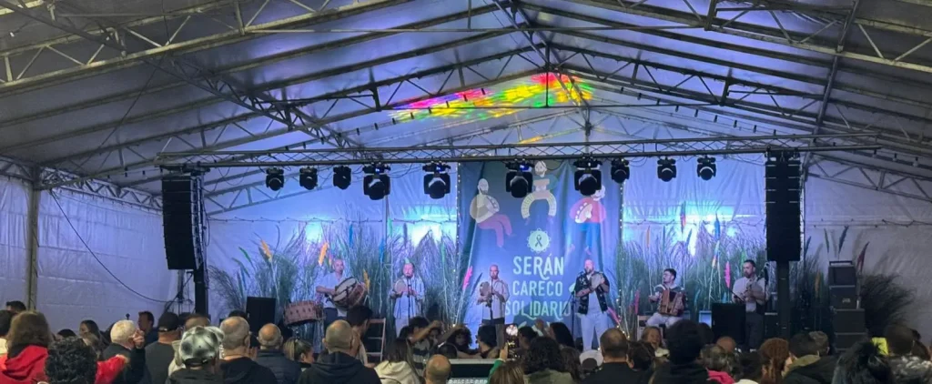 Fotografía de VII Serán Careco Solidario en escenario - Ortigueira