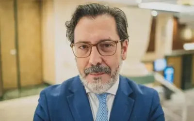 César Rodríguez «En el cáncer de mama ya no buscamos curar más sino hacerlo con el menor daño»