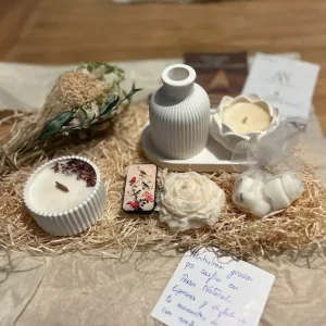 Rosa Vela solidaria creada por Amae Naturals